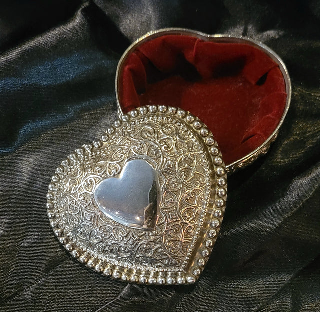 Tooth and Veil