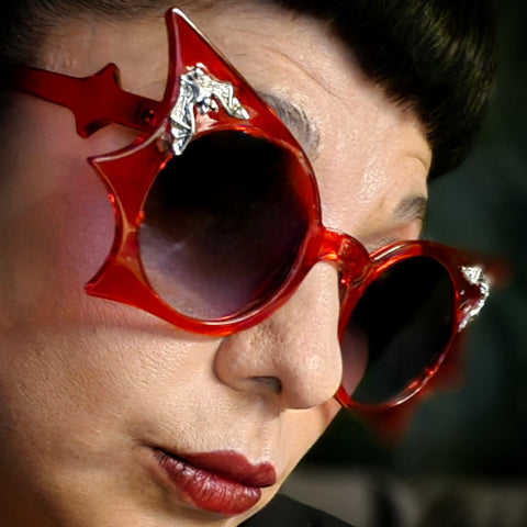 RED VAMP ANTI-SUNNIES